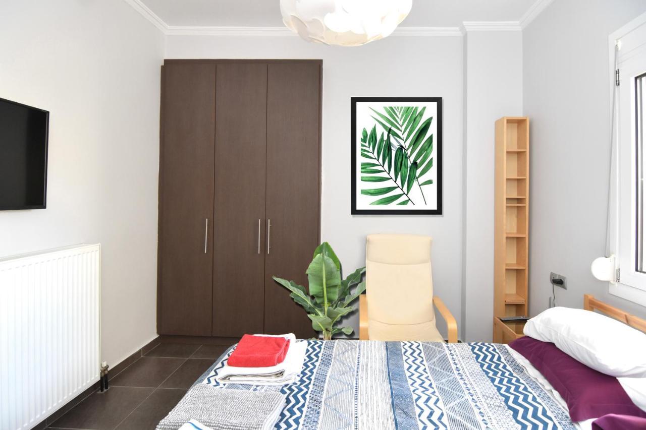 Modern Apartment In The Heart Of The City Larissa Ngoại thất bức ảnh
